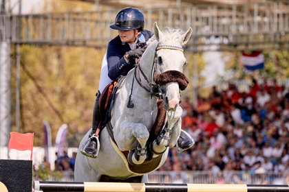 Henrik von Eckermann with Iliana for Sweden. Image: FEI / Liz Gregg