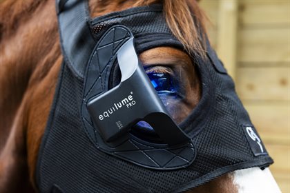 Equilume Pro - Close Up BM230277