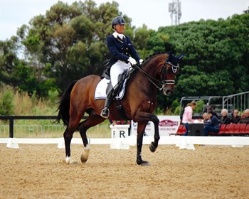 Mary Hanna and Sancette finished in second place