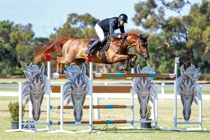 Sam Overton and Oaks Cassanova. Image: James Abernethy