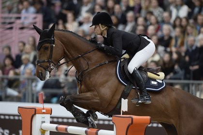 Edwina Tops-Alexander and California winning the Grand Prix at Saut Hermès, 2017 - © Christophe Bricot/Saut Hermès