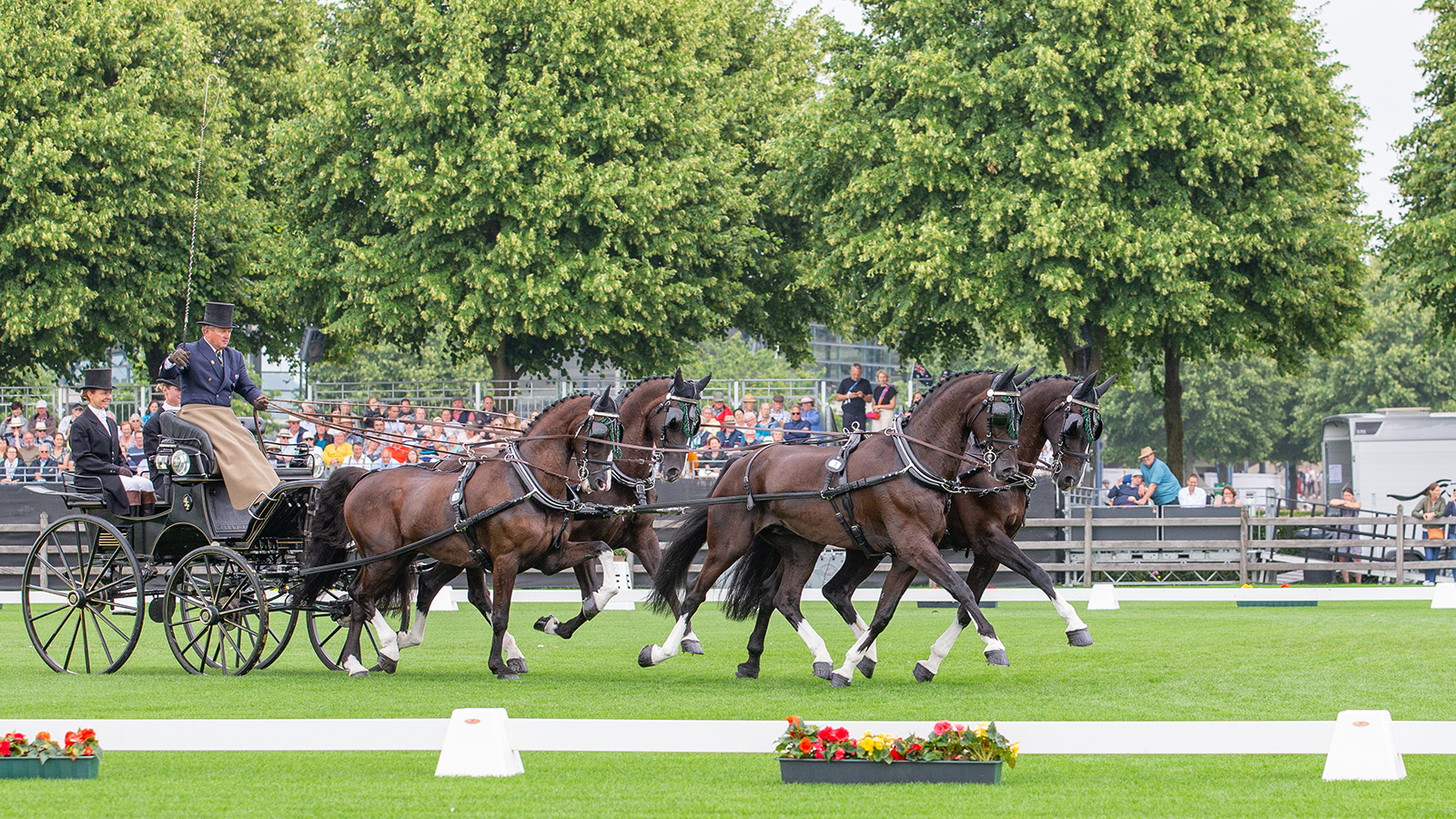 BOYD EXELL REIGNS AT AACHEN